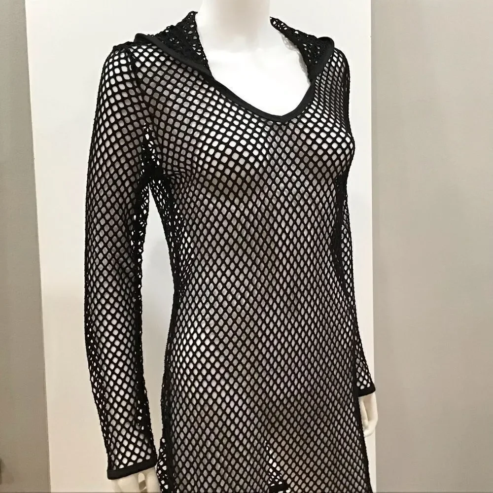 Beach Cover Up, Size Medium - Picture 5 of 8